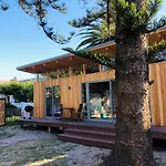 Palm And Pine Cottage