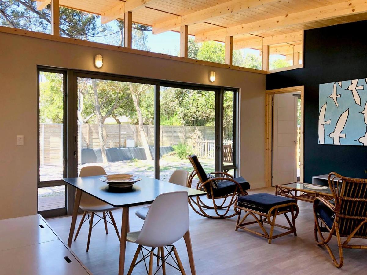 Palm And Pine Apartment *